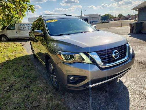 2019 Nissan Pathfinder Platinum