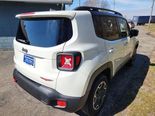 2016 Jeep Renegade Trailhawk