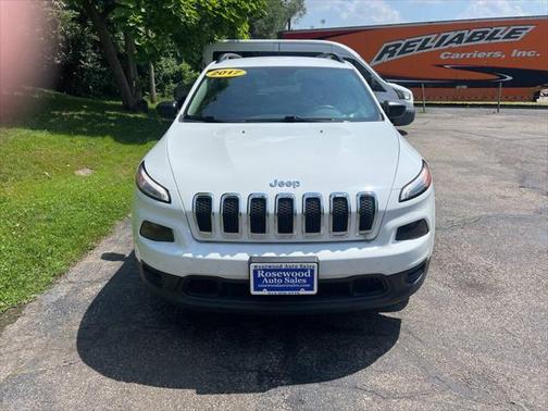 2017 Jeep Cherokee Sport