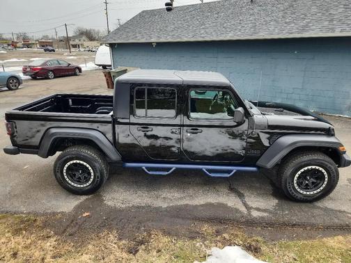 2020 Jeep Gladiator Sport S