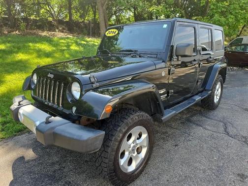 Black Clearcoat 2014 Jeep Wrangler Unlimited Sahara