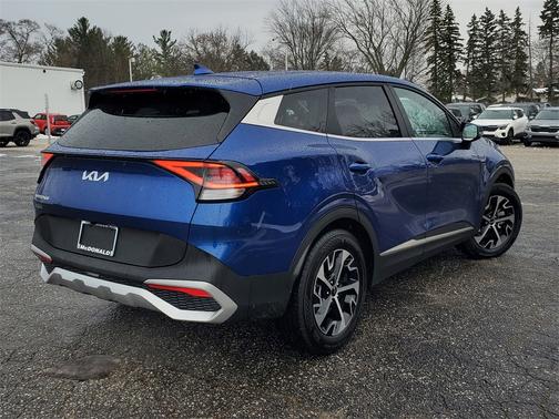 2025 Kia Sportage EX