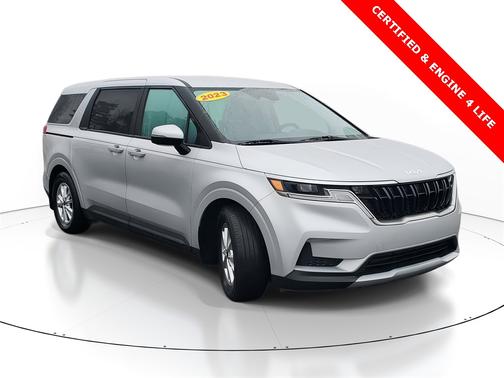 2023 Kia Carnival LX