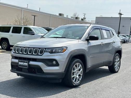 2022 Jeep Compass Latitude Lux