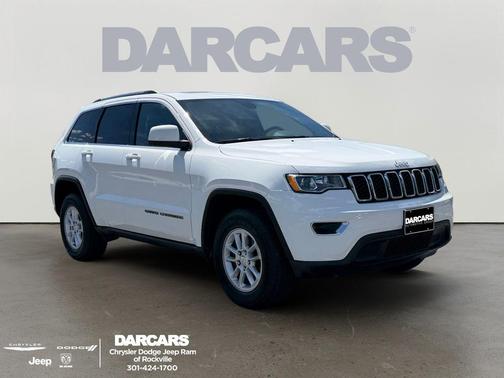 Bright White Clearcoat 2020 Jeep Grand Cherokee Laredo