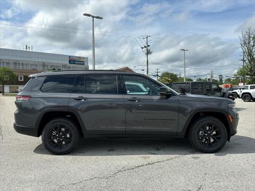 2025 Jeep Grand Cherokee L Altitude