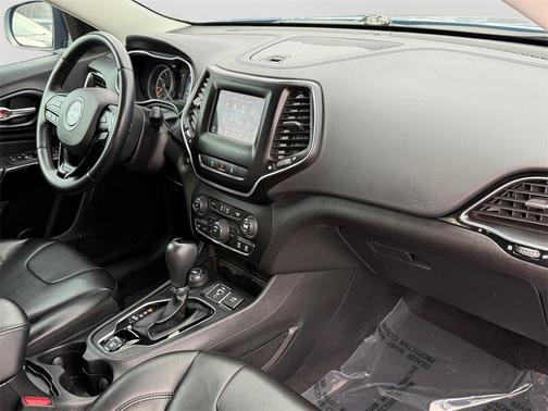 2021 Jeep Cherokee Altitude