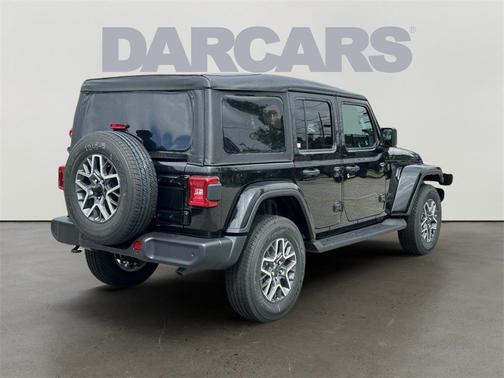 2025 Jeep Wrangler 4-Door Sahara 4x4