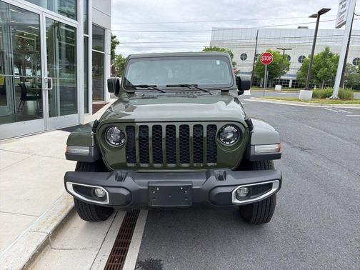 Sarge Green Clearcoat 2023 Jeep Gladiator Sport S