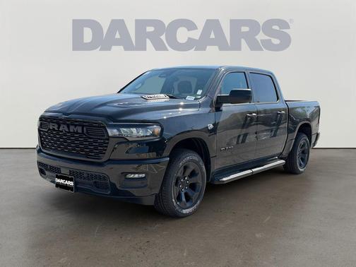 Diamond Black Crystal Pearlcoat 2026 RAM 1500 Express