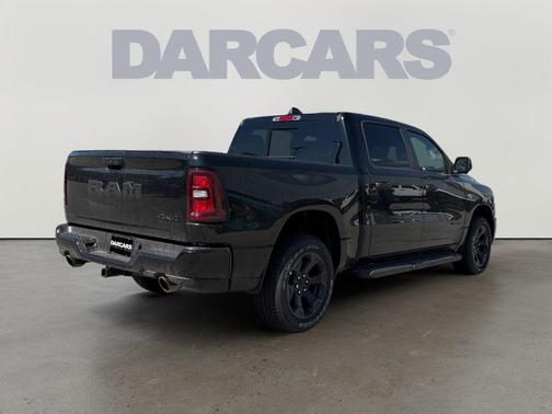 Diamond Black Crystal Pearlcoat 2026 RAM 1500 Express