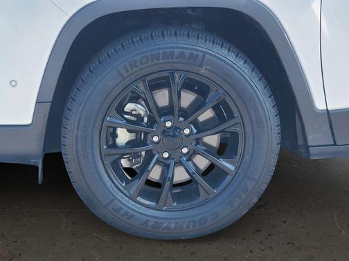 2023 Jeep Cherokee Altitude