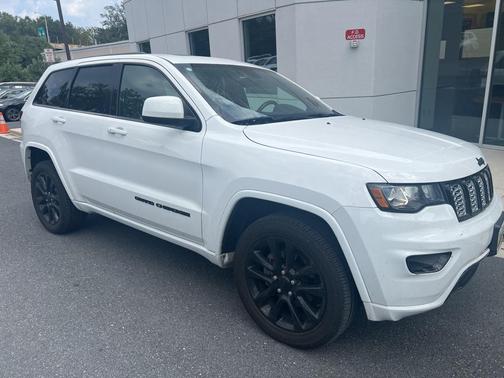 2018 Jeep Grand Cherokee Altitude