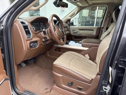 2022 RAM 2500 Laramie Mega Cab 4x4 6'4' Box