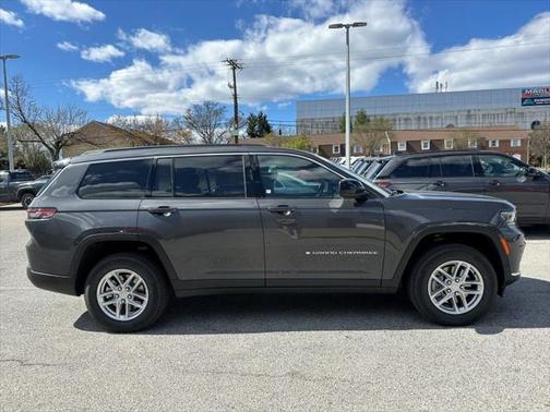 2025 Jeep Grand Cherokee L Laredo