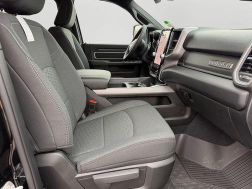 2026 RAM 2500 Big Horn Crew Cab 4x4 6'4' Box