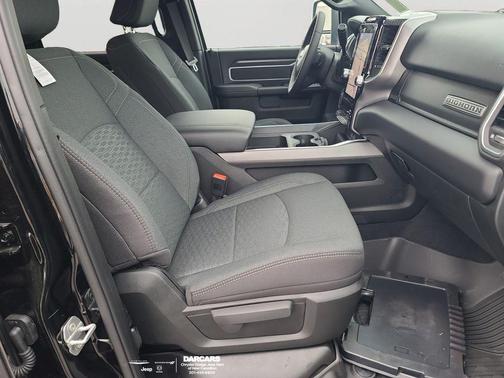 2026 RAM 2500 Big Horn Crew Cab 4x4 6'4' Box