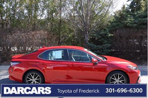2023 Toyota Camry SE