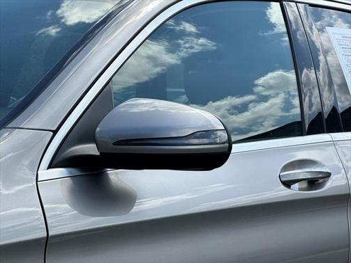 2020 Mercedes-Benz GLC 300 4MATIC