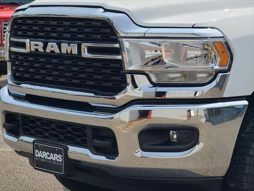 2023 RAM 2500 Big Horn Crew Cab 4x4 6'4' Box