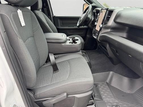 2026 RAM 3500 Tradesman Crew Cab 4x4 8' Box