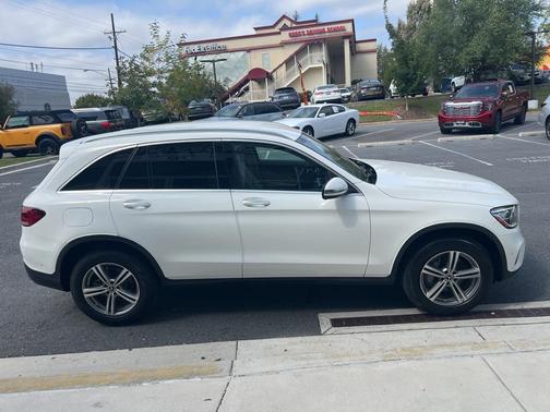 2022 Mercedes-Benz GLC 300 4MATIC