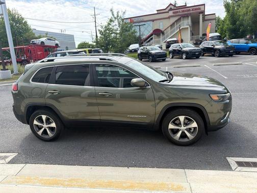 Olive Green Pearlcoat 2021 Jeep Cherokee Limited