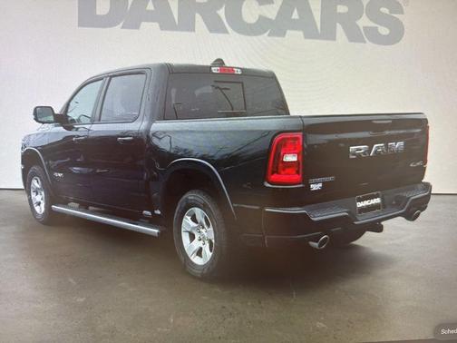 Patriot Blue Pearlcoat 2024 RAM 1500 Big Horn/Lone Star