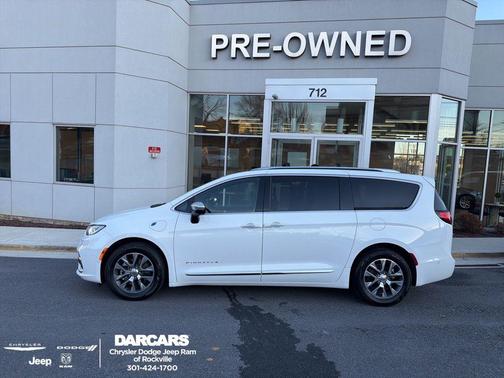 2023 Chrysler Pacifica L