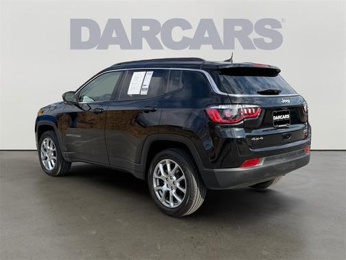 2022 Jeep Compass Latitude Lux