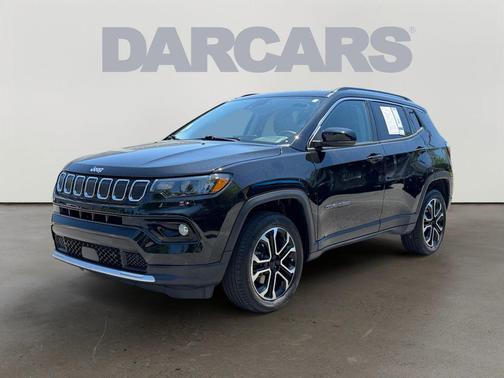 Diamond Black Crystal Pearlcoat 2022 Jeep Compass Limited
