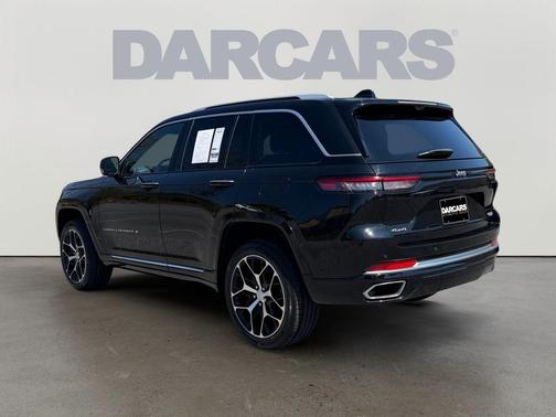 2023 Jeep Grand Cherokee Summit