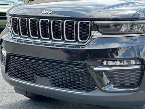 2023 Jeep Grand Cherokee Limited X