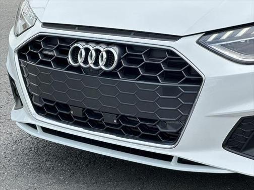 2024 Audi A4 45 S line Premium Plus