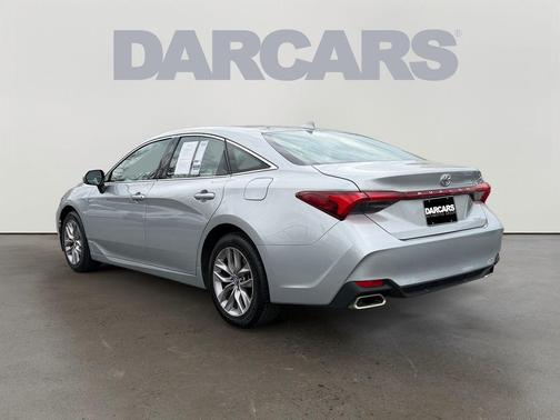 2019 Toyota Avalon XLE