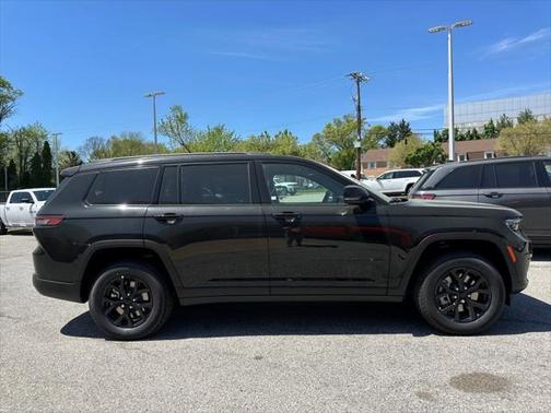2025 Jeep Grand Cherokee L Altitude