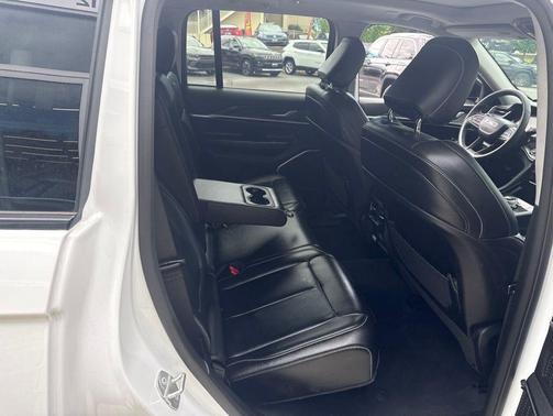 Bright White Clearcoat 2022 Jeep Grand Cherokee 4xe Base