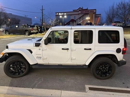 2022 Jeep Wrangler Unlimited 4xe Sahara
