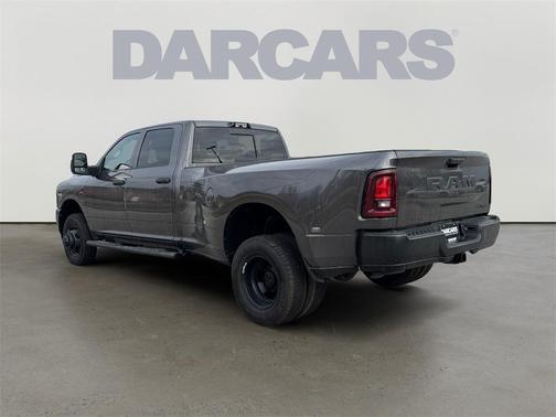 2026 RAM 3500 Tradesman Crew Cab 4x4 8' Box