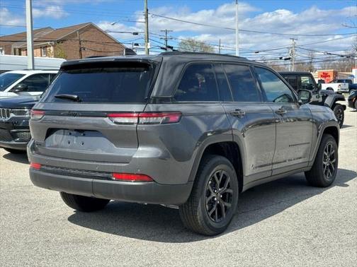 2025 Jeep Grand Cherokee Altitude