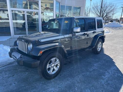 2017 Jeep Wrangler Unlimited Sahara