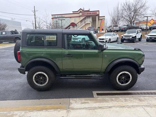2022 Ford Bronco Base