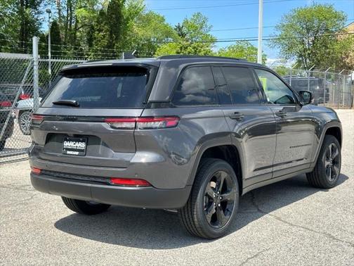 2025 Jeep Grand Cherokee Altitude