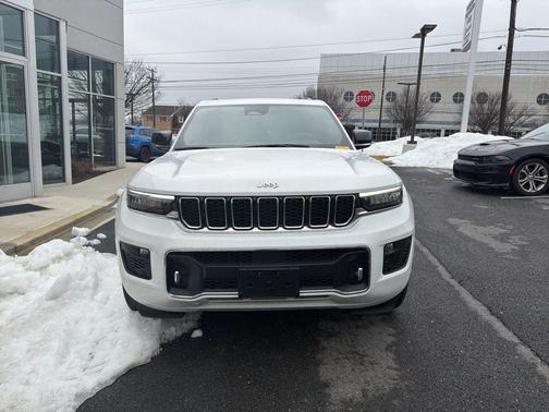 2023 Jeep Grand Cherokee Overland