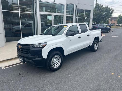 2025 Chevrolet Colorado WT