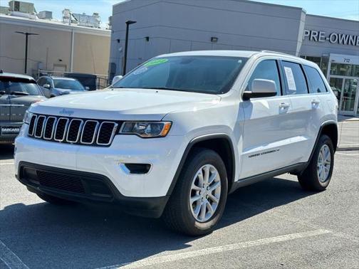 2022 Jeep Grand Cherokee Laredo