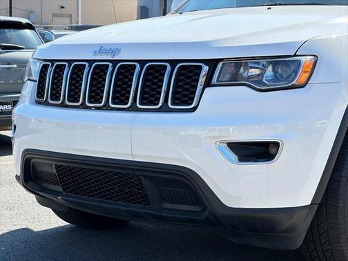 2022 Jeep Grand Cherokee Laredo