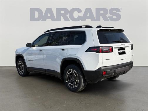 2026 Jeep Cherokee Laredo 4x4