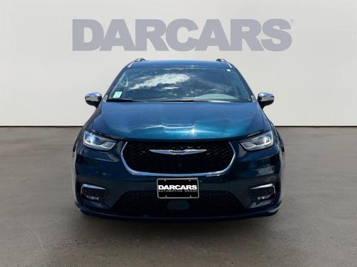 Fathom Blue Pearlcoat 2023 Chrysler Pacifica Limited