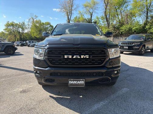 Diamond Black Crystal Pearlcoat 2023 RAM 1500 Big Horn/Lone Star